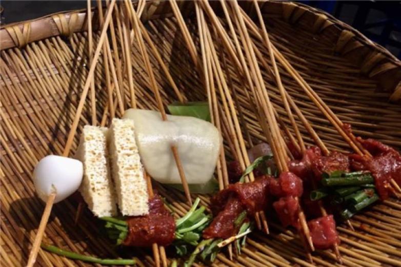 大红帽老火锅冒菜